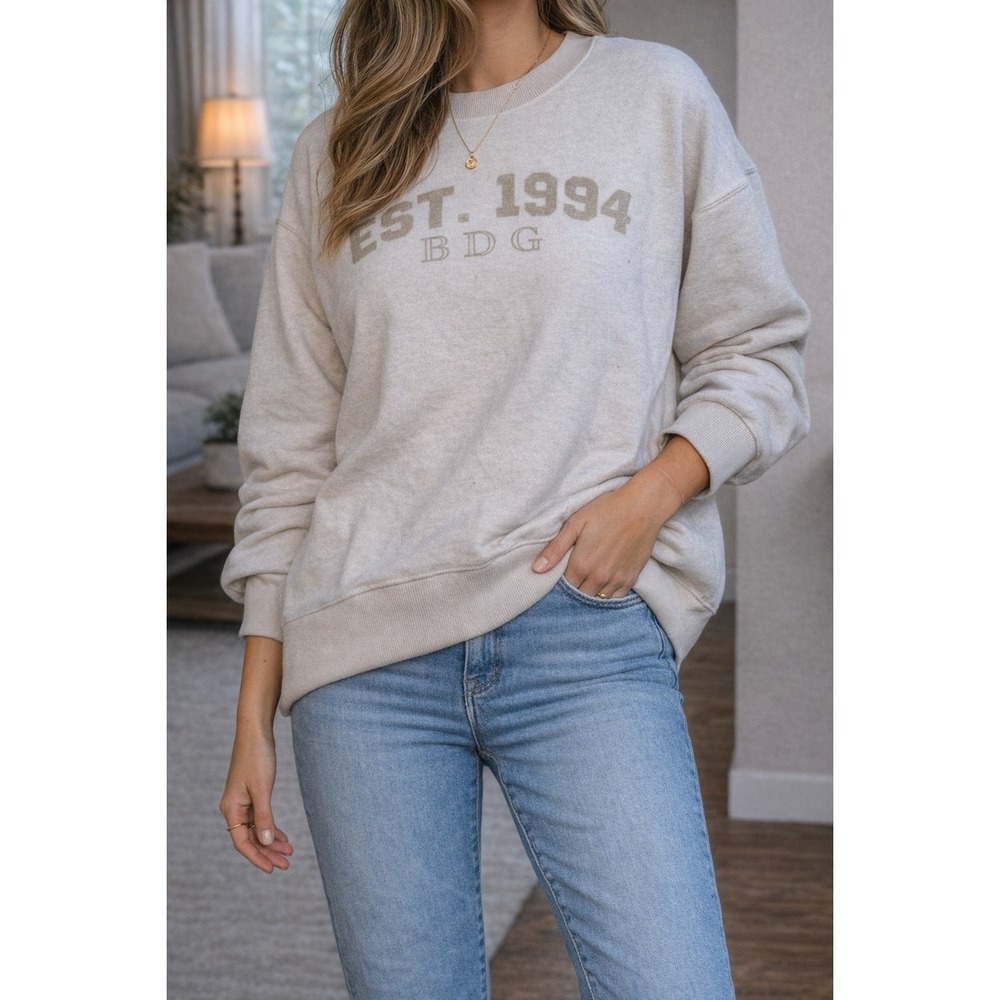 BDG Urban Outfitters EST 1994 Graphic Sweatshirt Women's Large Oversized‎ Cream